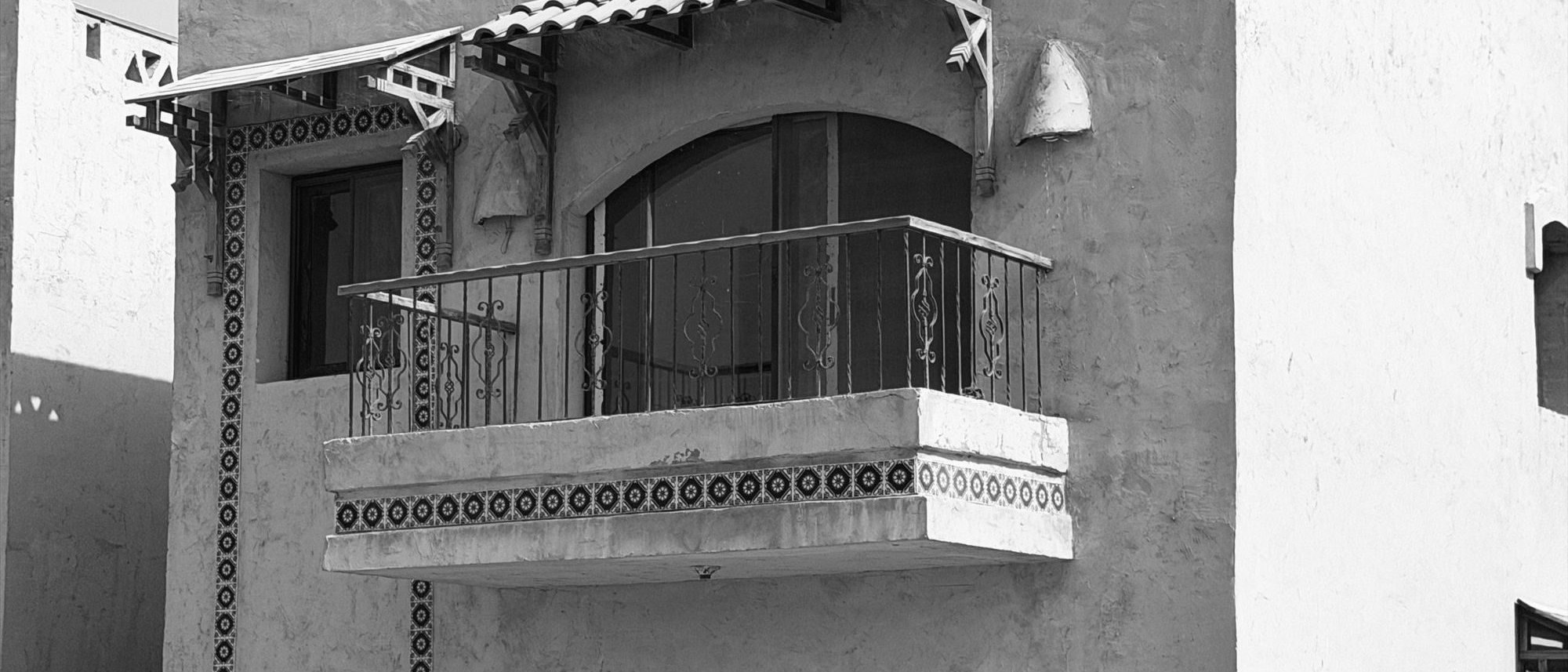 The villa before the work, in black and white